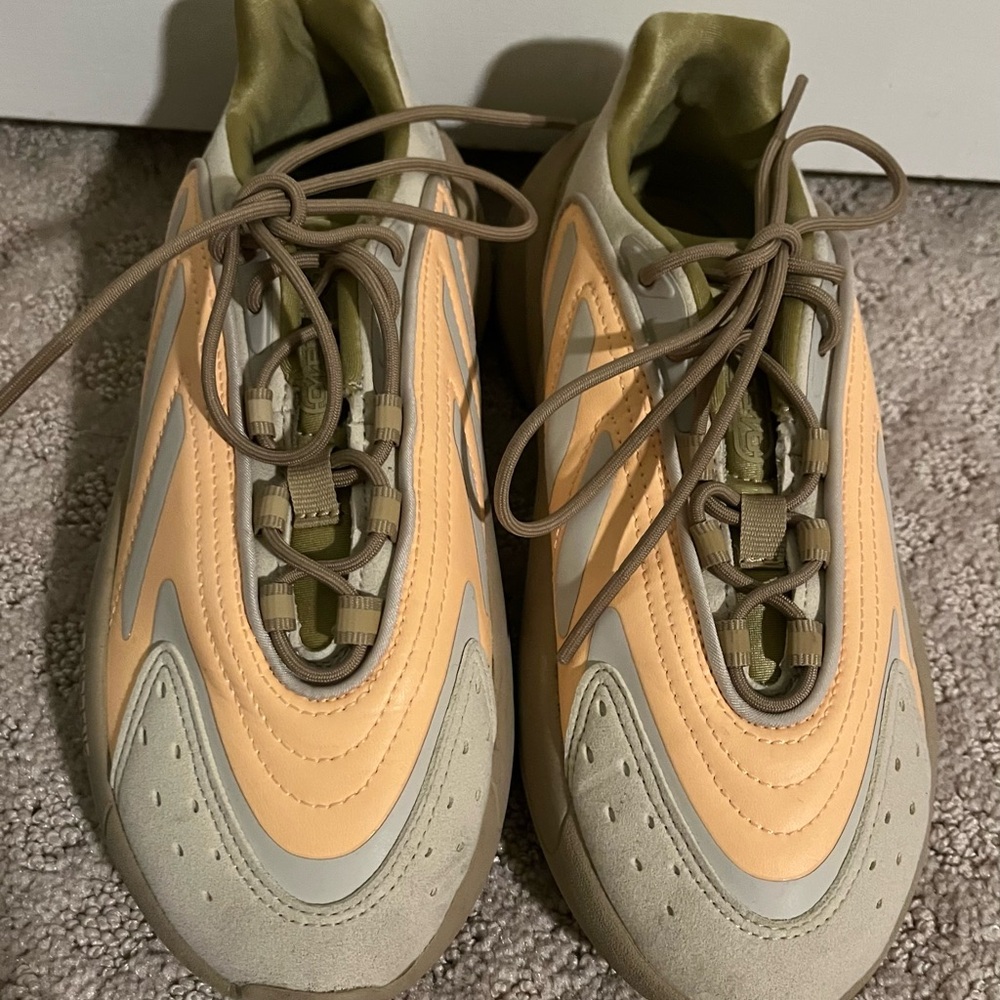 Adidas Ozelia Orange and Beige Sneakers Size 4